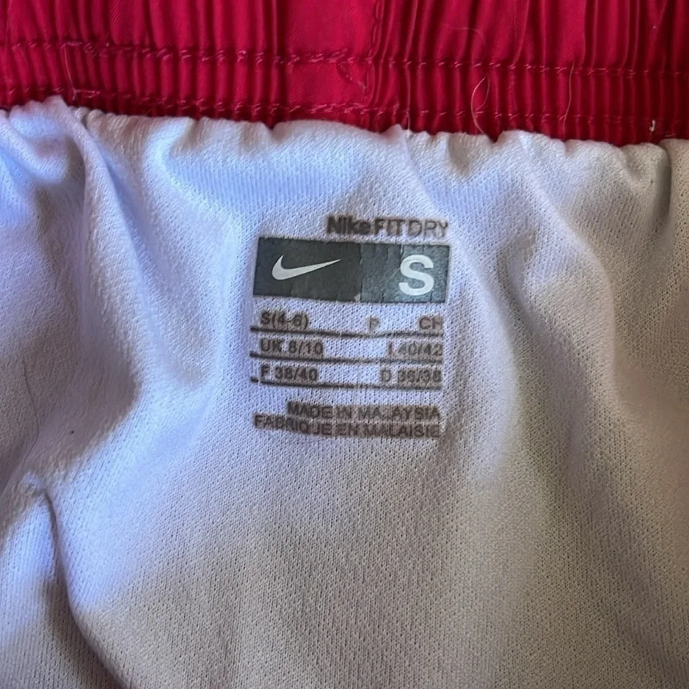Nike Dri Fit Women’s Running Shorts Livestrong Small Red